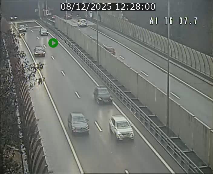 <h2>Traffic live webcam Luxembourg Kirchberg - A1 direction Luxembourg-ville - BK 7.7</h2>