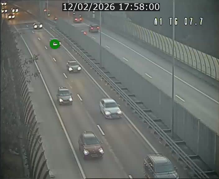 <h2>Traffic live webcam Luxembourg Kirchberg - A1 direction Luxembourg-ville - BK 7.7</h2>