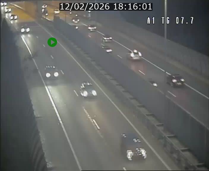 <h2>Traffic live webcam Luxembourg Kirchberg - A1 direction Luxembourg-ville - BK 7.7</h2>