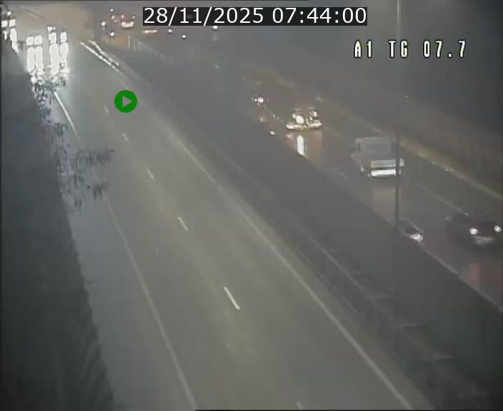 <h2>Traffic live webcam Luxembourg Kirchberg - A1 direction Luxembourg-ville - BK 7.7</h2>