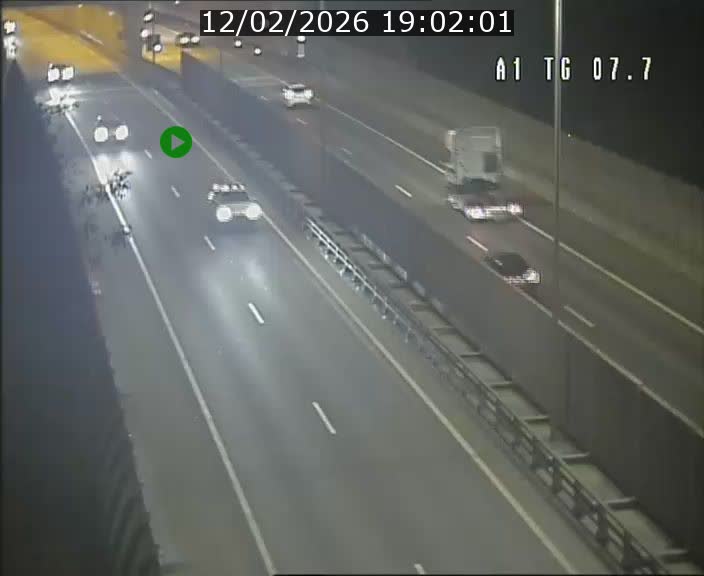 <h2>Traffic live webcam Luxembourg Kirchberg - A1 direction Luxembourg-ville - BK 7.7</h2>