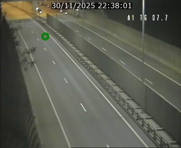 <h2>Traffic live webcam Luxembourg Kirchberg - A1 direction Luxembourg-ville - BK 7.7</h2>