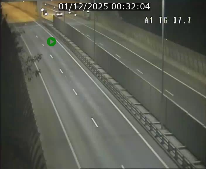 <h2>Traffic live webcam Luxembourg Kirchberg - A1 direction Luxembourg-ville - BK 7.7</h2>