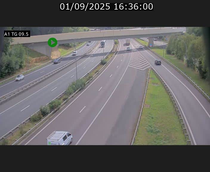 <h2>Traffic live webcam Luxembourg Jonction Grünewald - A1 direction Luxembourg-ville - BK 9.5</h2>