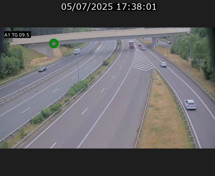 <h2>Traffic live webcam Luxembourg Jonction Grünewald - A1 direction Luxembourg-ville - BK 9.5</h2>