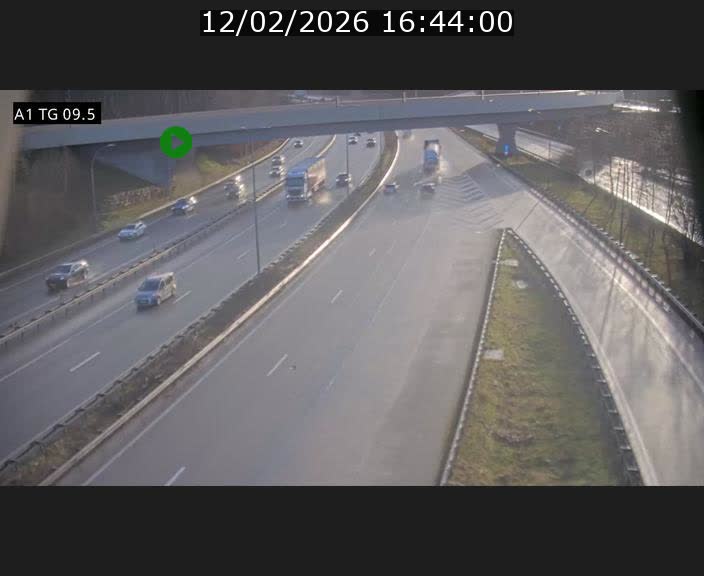 <h2>Traffic live webcam Luxembourg Jonction Grünewald - A1 direction Luxembourg-ville - BK 9.5</h2>