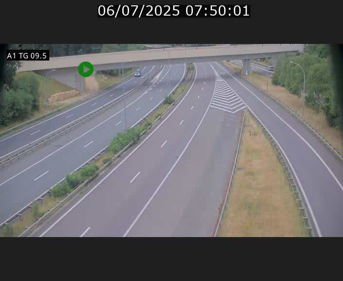 Traffic live webcam Luxembourg Jonction Grünewald - A1 direction Luxembourg-ville - BK 9.5