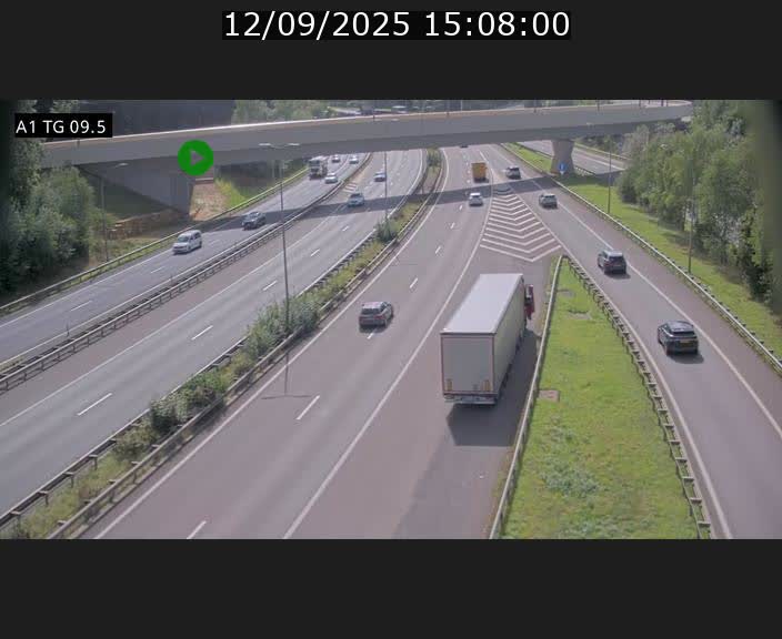 <h2>Traffic live webcam Luxembourg Jonction Grünewald - A1 direction Luxembourg-ville - BK 9.5</h2>