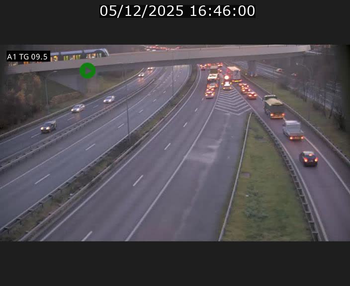 <h2>Traffic live webcam Luxembourg Jonction Grünewald - A1 direction Luxembourg-ville - BK 9.5</h2>