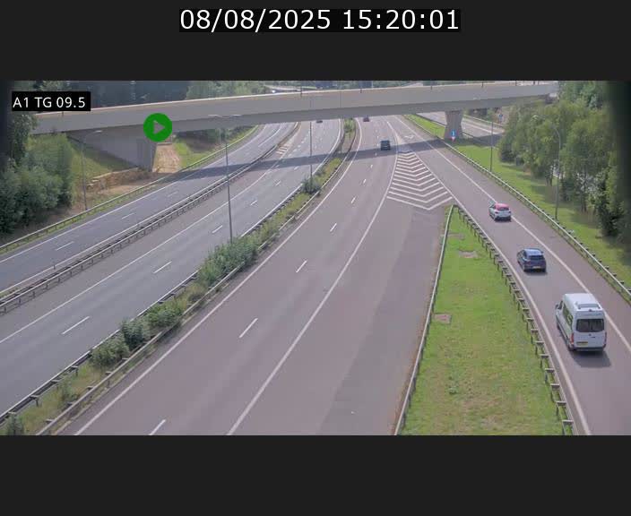 <h2>Traffic live webcam Luxembourg Jonction Grünewald - A1 direction Luxembourg-ville - BK 9.5</h2>