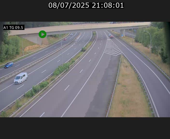 Traffic live webcam Luxembourg Jonction Grünewald - A1 direction Luxembourg-ville - BK 9.5