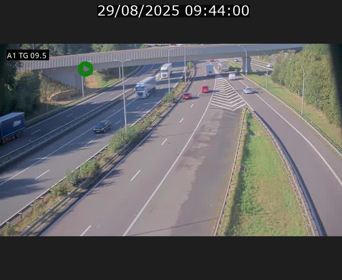 <h2>Traffic live webcam Luxembourg Jonction Grünewald - A1 direction Luxembourg-ville - BK 9.5</h2>