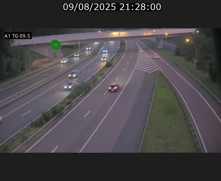 <h2>Traffic live webcam Luxembourg Jonction Grünewald - A1 direction Luxembourg-ville - BK 9.5</h2>