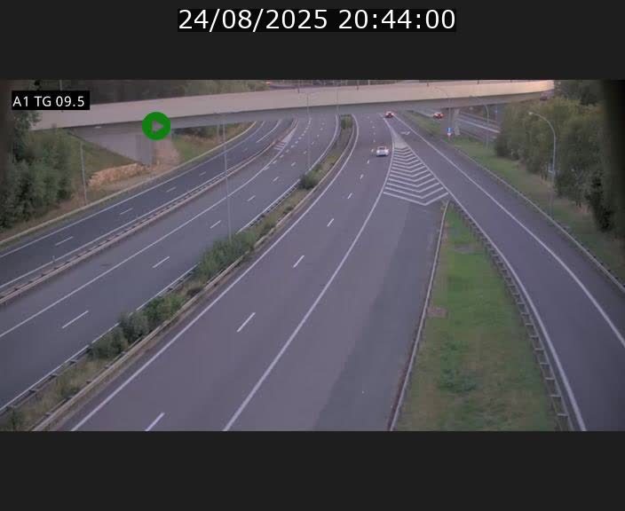 <h2>Traffic live webcam Luxembourg Jonction Grünewald - A1 direction Luxembourg-ville - BK 9.5</h2>