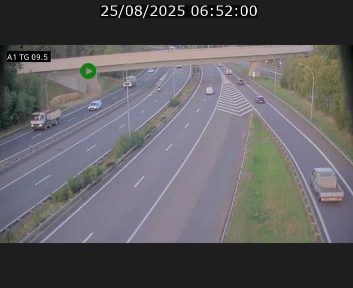 <h2>Traffic live webcam Luxembourg Jonction Grünewald - A1 direction Luxembourg-ville - BK 9.5</h2>