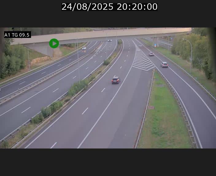 <h2>Traffic live webcam Luxembourg Jonction Grünewald - A1 direction Luxembourg-ville - BK 9.5</h2>