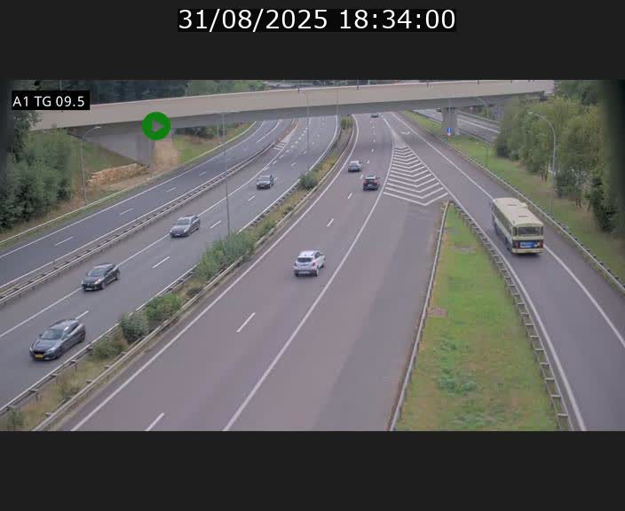 <h2>Traffic live webcam Luxembourg Jonction Grünewald - A1 direction Luxembourg-ville - BK 9.5</h2>