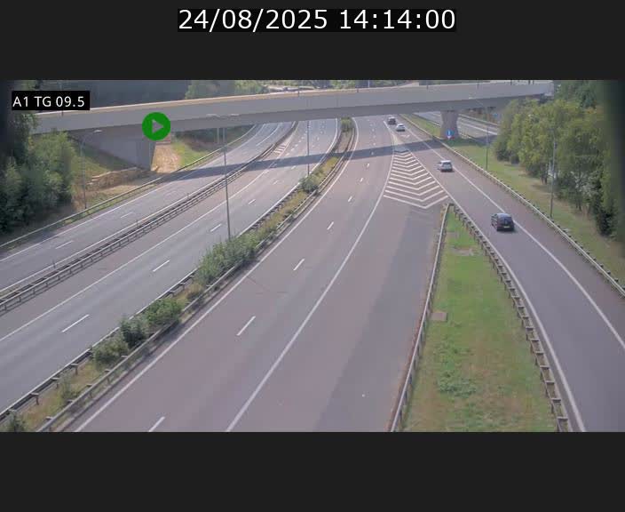 <h2>Traffic live webcam Luxembourg Jonction Grünewald - A1 direction Luxembourg-ville - BK 9.5</h2>