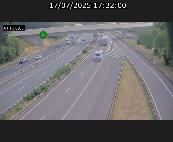 <h2>Traffic live webcam Luxembourg Jonction Grünewald - A1 direction Luxembourg-ville - BK 9.5</h2>