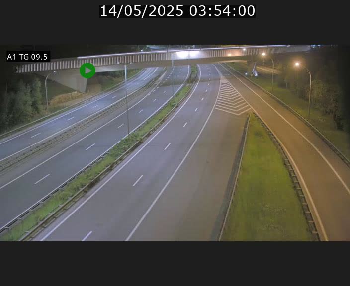 Traffic live webcam Luxembourg Jonction Grünewald - A1 direction Luxembourg-ville - BK 9.5