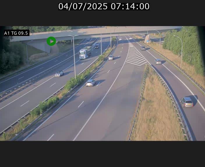 Traffic live webcam Luxembourg Jonction Grünewald - A1 direction Luxembourg-ville - BK 9.5