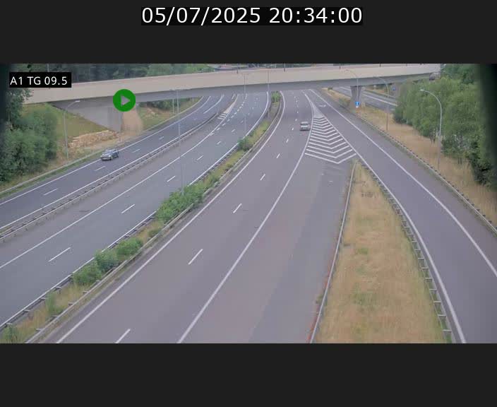 Traffic live webcam Luxembourg Jonction Grünewald - A1 direction Luxembourg-ville - BK 9.5