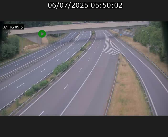 Traffic live webcam Luxembourg Jonction Grünewald - A1 direction Luxembourg-ville - BK 9.5
