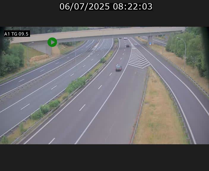 Traffic live webcam Luxembourg Jonction Grünewald - A1 direction Luxembourg-ville - BK 9.5