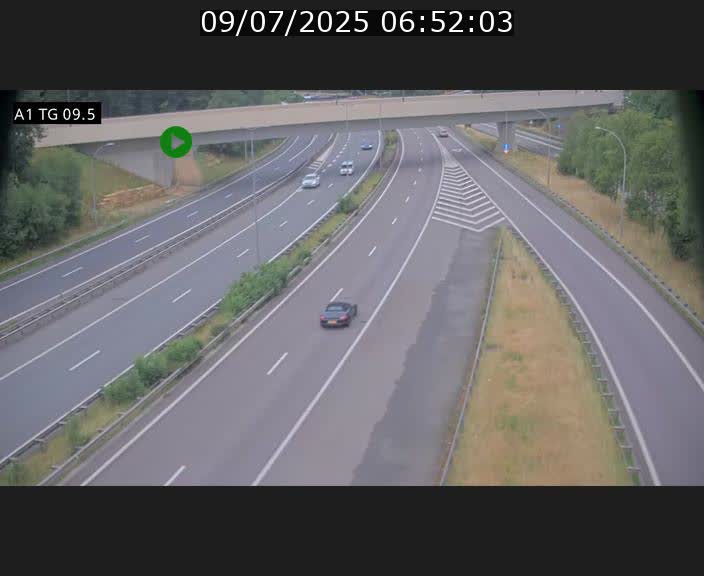 Traffic live webcam Luxembourg Jonction Grünewald - A1 direction Luxembourg-ville - BK 9.5