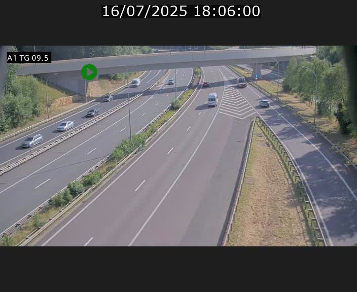 Traffic live webcam Luxembourg Jonction Grünewald - A1 direction Luxembourg-ville - BK 9.5