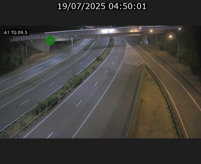 Traffic live webcam Luxembourg Jonction Grünewald - A1 direction Luxembourg-ville - BK 9.5