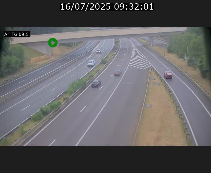 Traffic live webcam Luxembourg Jonction Grünewald - A1 direction Luxembourg-ville - BK 9.5