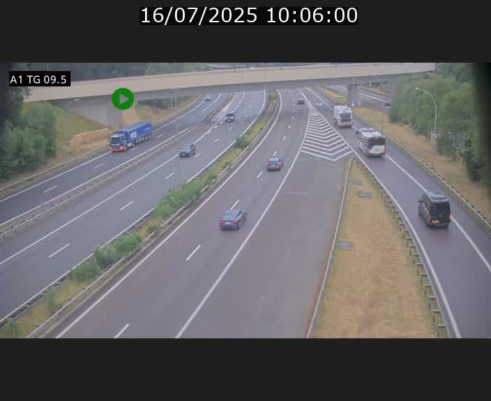 Traffic live webcam Luxembourg Jonction Grünewald - A1 direction Luxembourg-ville - BK 9.5