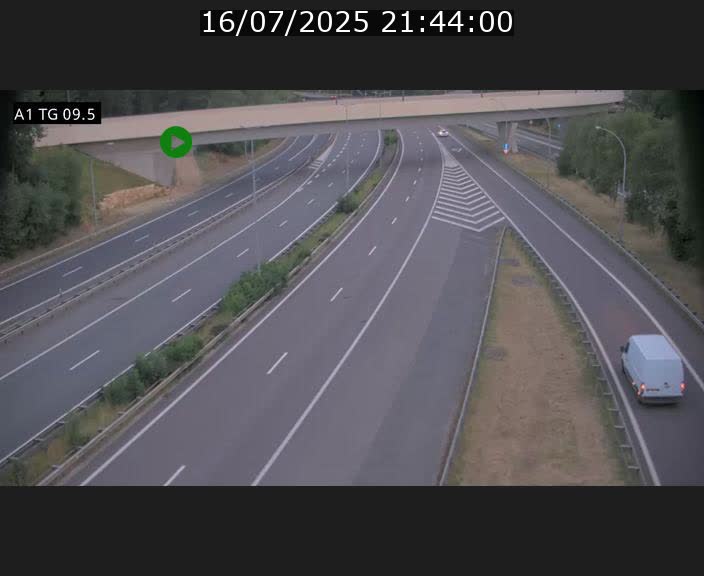 Traffic live webcam Luxembourg Jonction Grünewald - A1 direction Luxembourg-ville - BK 9.5