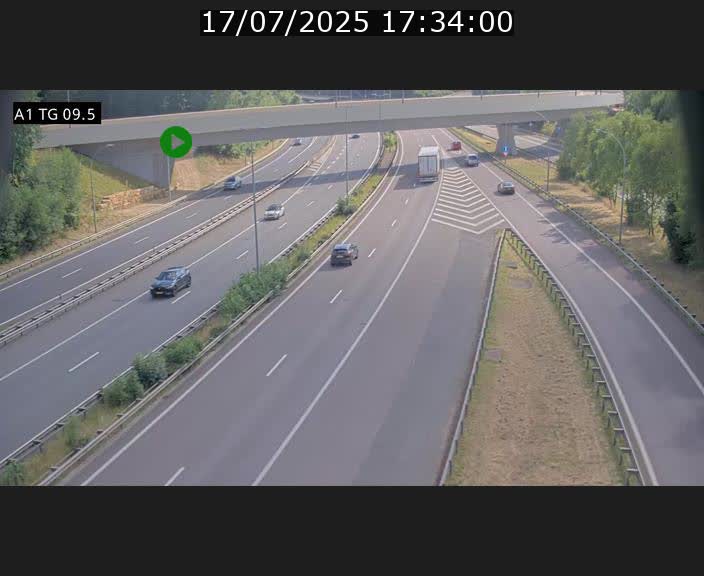 Traffic live webcam Luxembourg Jonction Grünewald - A1 direction Luxembourg-ville - BK 9.5