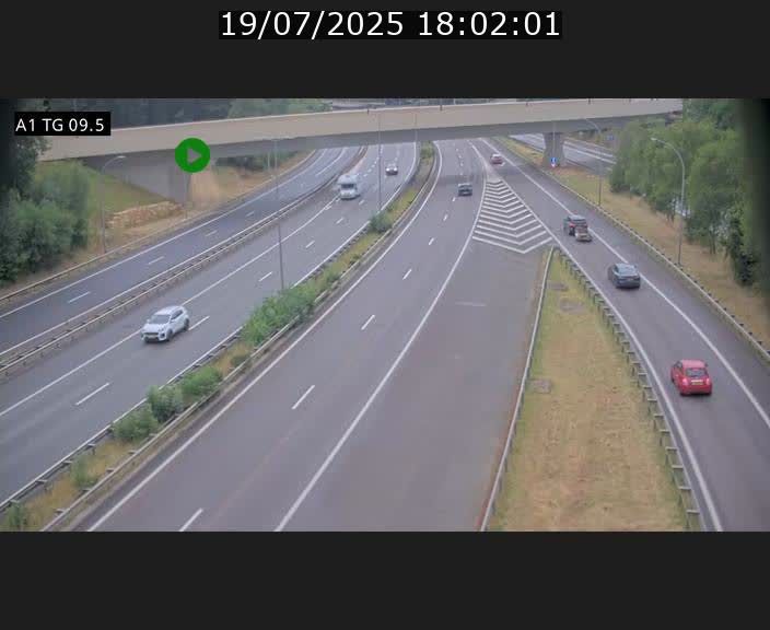 Traffic live webcam Luxembourg Jonction Grünewald - A1 direction Luxembourg-ville - BK 9.5