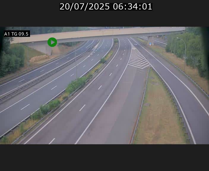 Traffic live webcam Luxembourg Jonction Grünewald - A1 direction Luxembourg-ville - BK 9.5