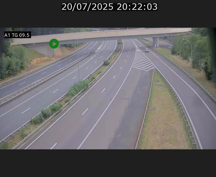 Traffic live webcam Luxembourg Jonction Grünewald - A1 direction Luxembourg-ville - BK 9.5