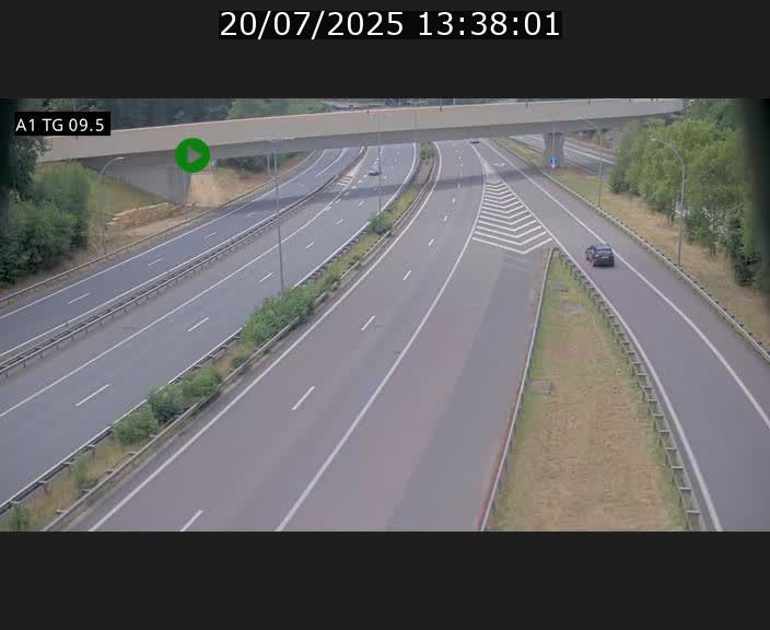 Traffic live webcam Luxembourg Jonction Grünewald - A1 direction Luxembourg-ville - BK 9.5