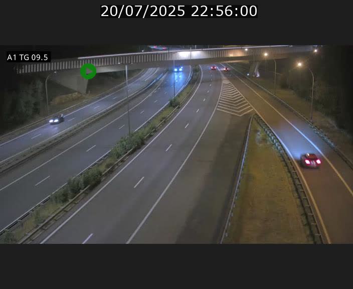 Traffic live webcam Luxembourg Jonction Grünewald - A1 direction Luxembourg-ville - BK 9.5