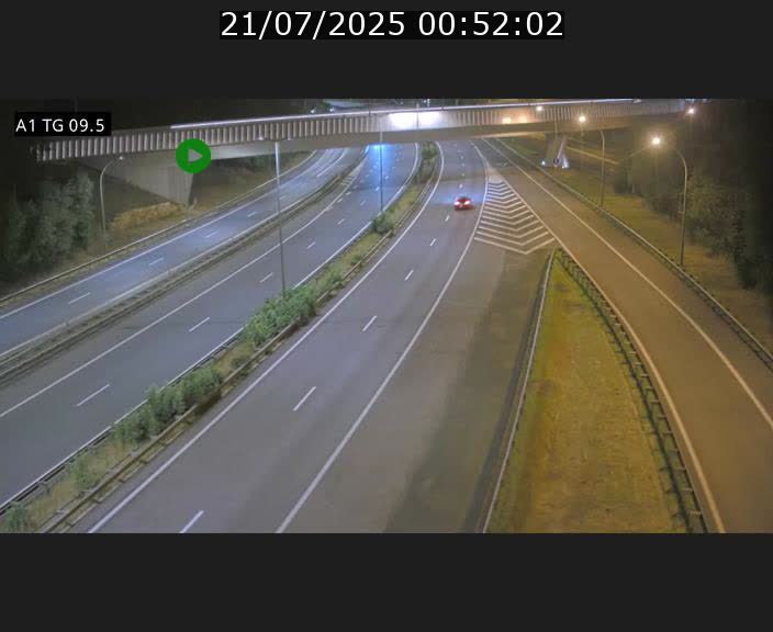 Traffic live webcam Luxembourg Jonction Grünewald - A1 direction Luxembourg-ville - BK 9.5