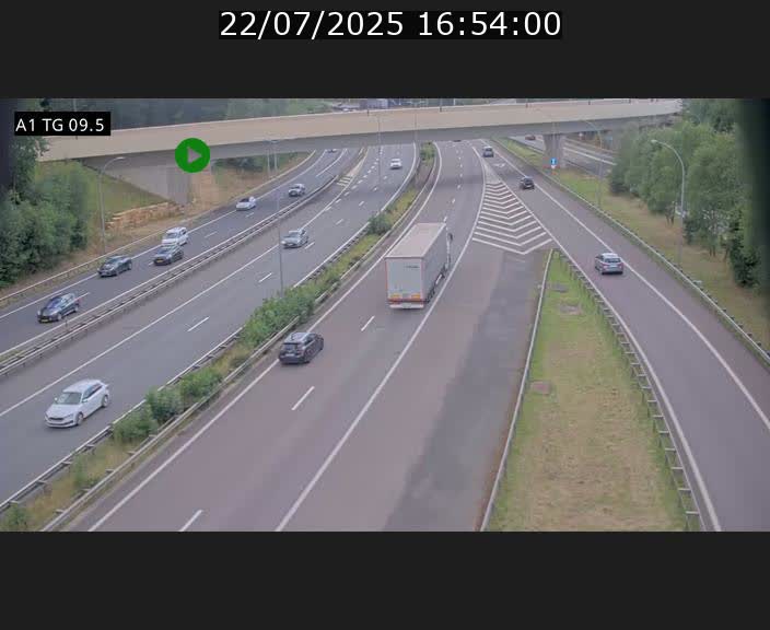 Traffic live webcam Luxembourg Jonction Grünewald - A1 direction Luxembourg-ville - BK 9.5