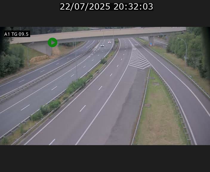 Traffic live webcam Luxembourg Jonction Grünewald - A1 direction Luxembourg-ville - BK 9.5