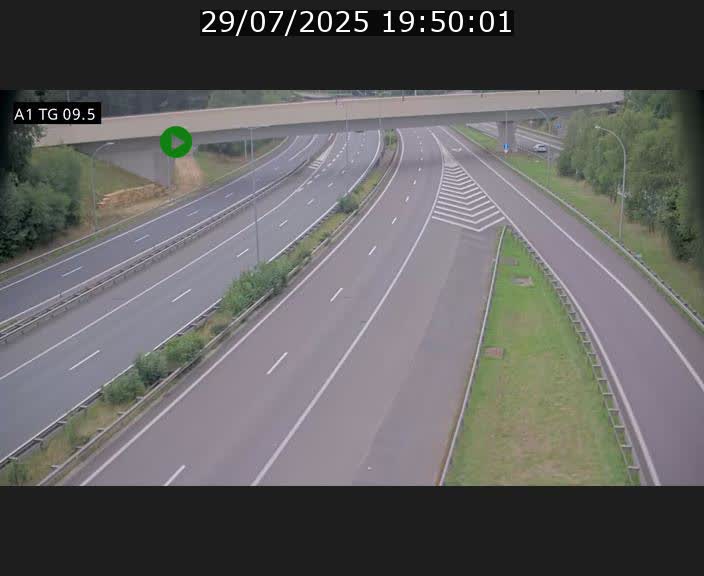 Traffic live webcam Luxembourg Jonction Grünewald - A1 direction Luxembourg-ville - BK 9.5