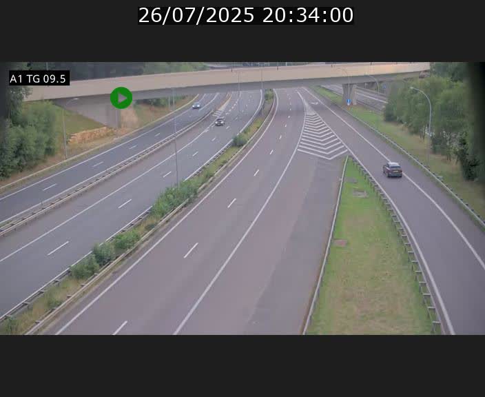 Traffic live webcam Luxembourg Jonction Grünewald - A1 direction Luxembourg-ville - BK 9.5