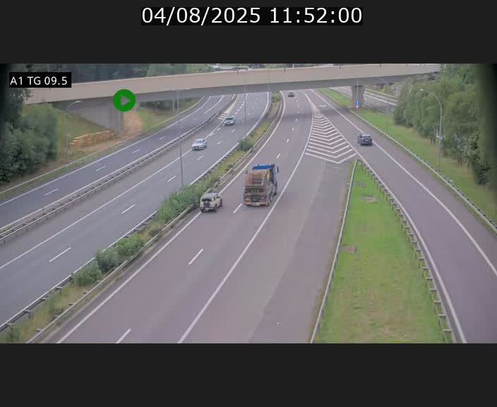 Traffic live webcam Luxembourg Jonction Grünewald - A1 direction Luxembourg-ville - BK 9.5