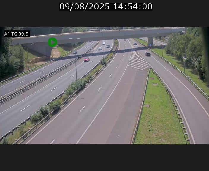 Traffic live webcam Luxembourg Jonction Grünewald - A1 direction Luxembourg-ville - BK 9.5