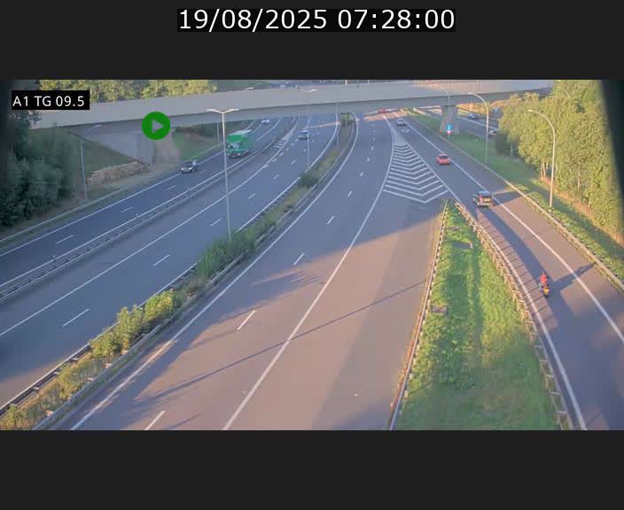 <h2>Traffic live webcam Luxembourg Jonction Grünewald - A1 direction Luxembourg-ville - BK 9.5</h2>