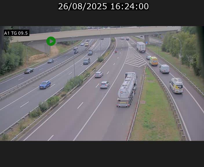 <h2>Traffic live webcam Luxembourg Jonction Grünewald - A1 direction Luxembourg-ville - BK 9.5</h2>