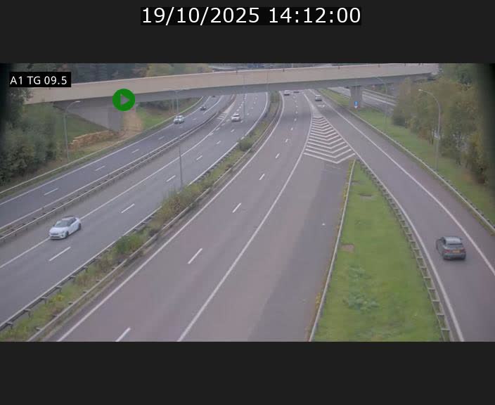 <h2>Traffic live webcam Luxembourg Jonction Grünewald - A1 direction Luxembourg-ville - BK 9.5</h2>